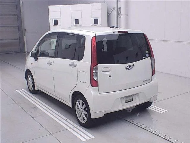 Subaru STELLA — фото 2
