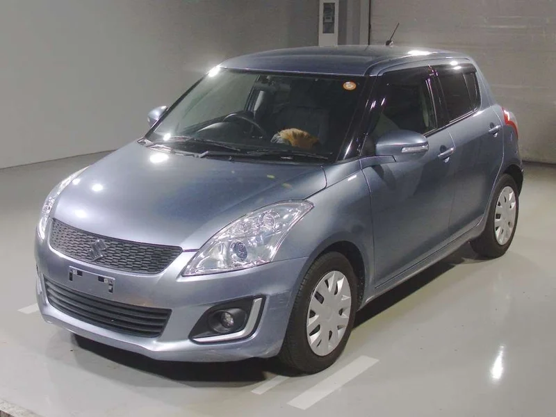 Suzuki SWIFT — фото 1