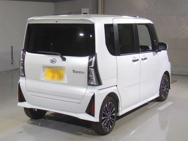 Daihatsu TANTO — фото 2