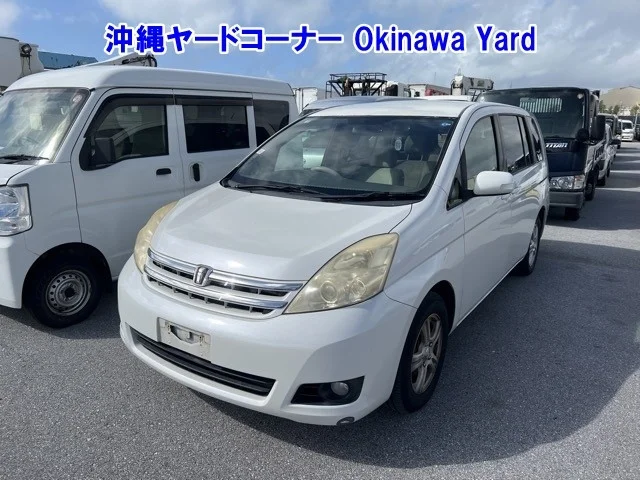 Toyota ISIS