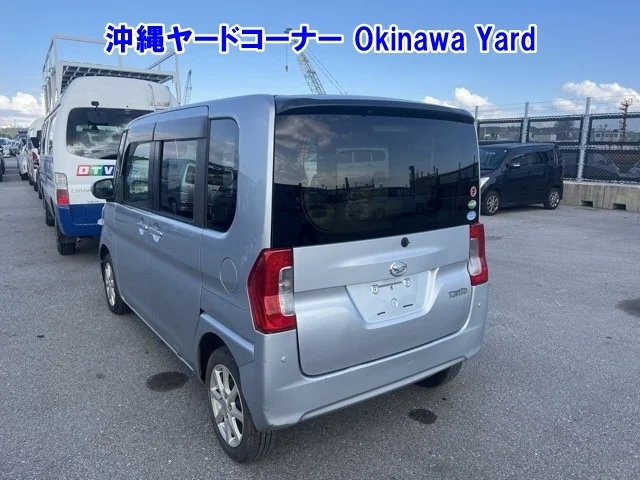 Daihatsu TANTO — фото 2