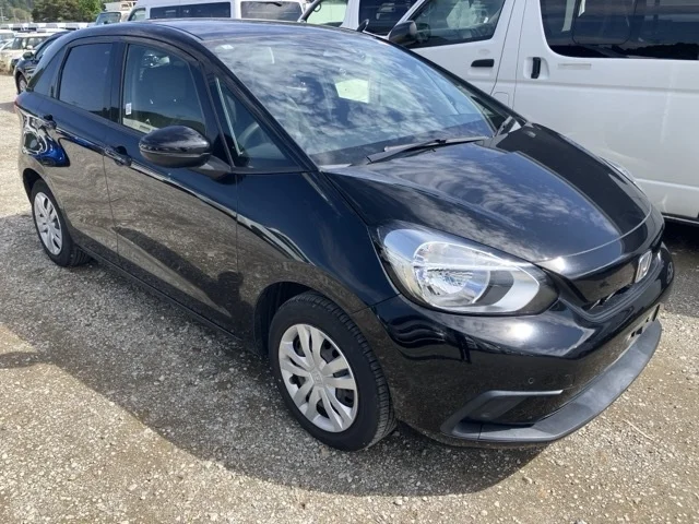 Honda FIT — фото 1