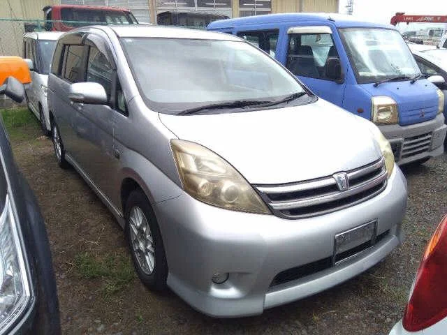 Toyota ISIS