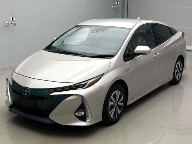 Toyota PRIUS PHV