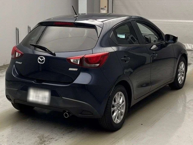 Mazda DEMIO — фото 2