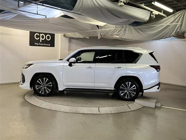 Lexus LX — фото 3