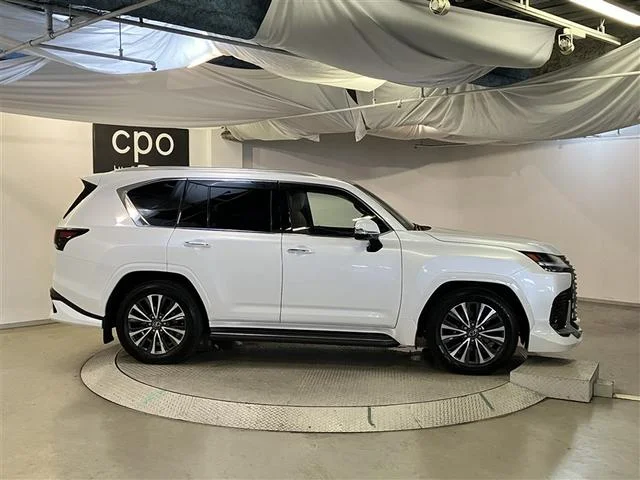 Lexus LX — фото 4