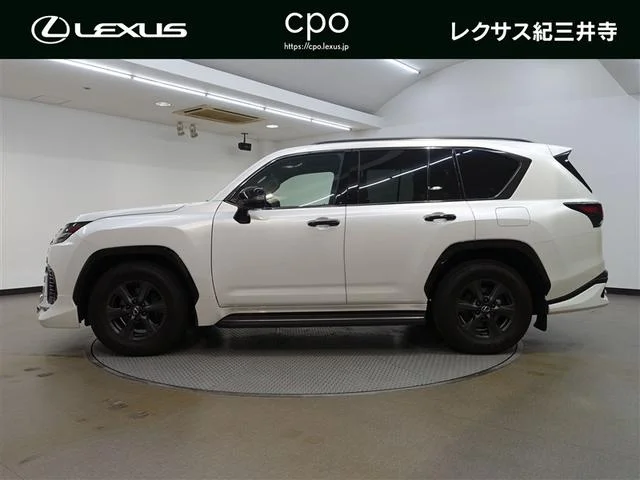 Lexus LX — фото 3
