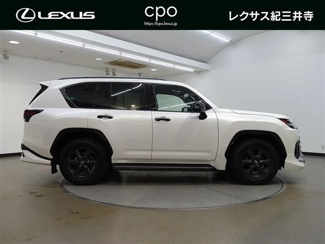 Lexus LX — фото 4