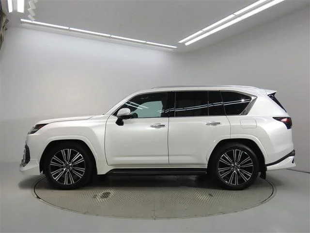 Lexus LX — фото 3