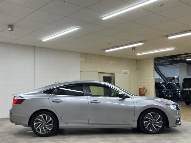 Honda INSIGHT — фото 4