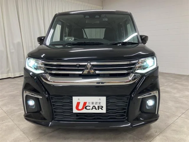 Mitsubishi DELICA D2 — фото 2