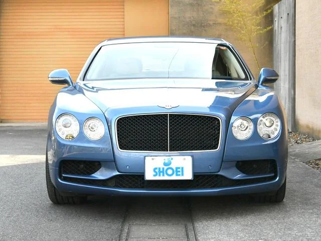 Bentley FLYING SPUR — фото 2