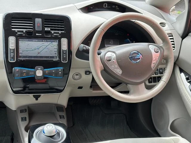 Nissan LEAF — фото 3