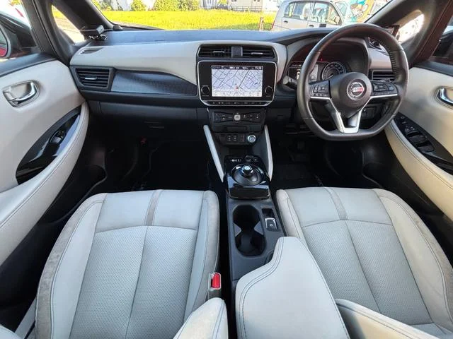 Nissan LEAF — фото 3