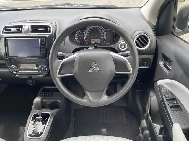 Mitsubishi MIRAGE — фото 4