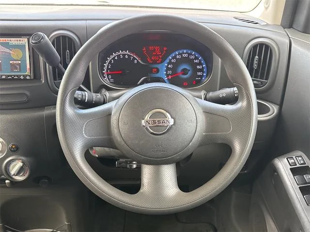 Nissan CUBE — фото 4