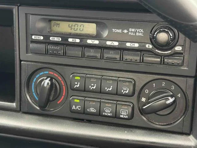 Mazda BONGO VAN — фото 4