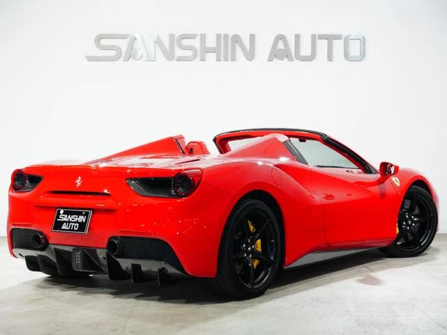 Ferrari 488 SPIDER — фото 2