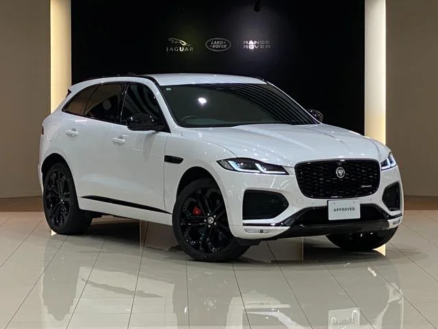 Jaguar F-PACE — фото 1