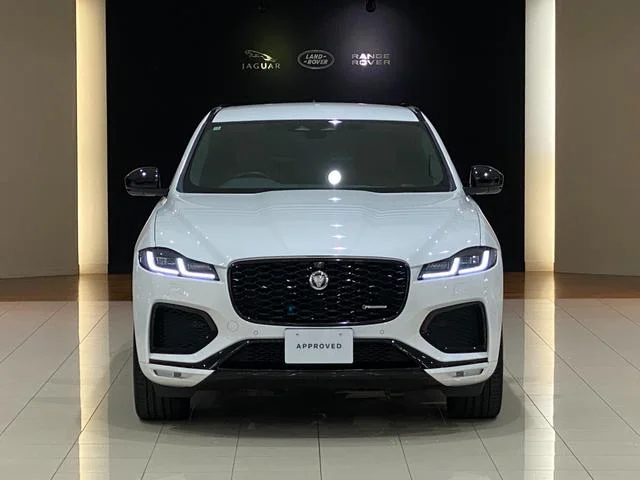 Jaguar F-PACE — фото 2