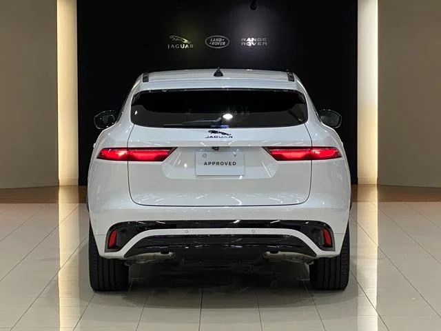 Jaguar F-PACE — фото 3