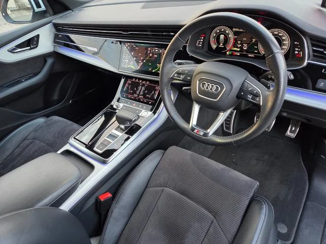 Audi Q8 — фото 4