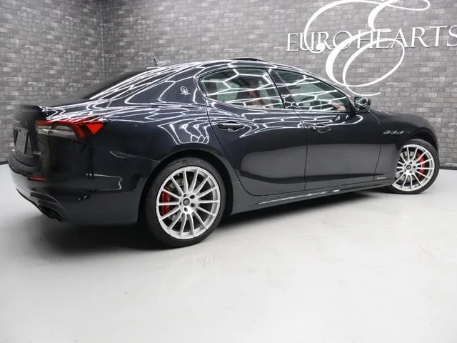 Maserati GHIBLI — фото 2
