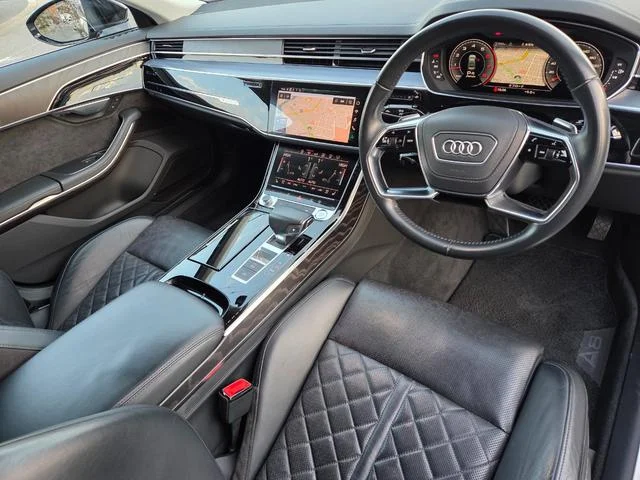 Audi A8 — фото 4