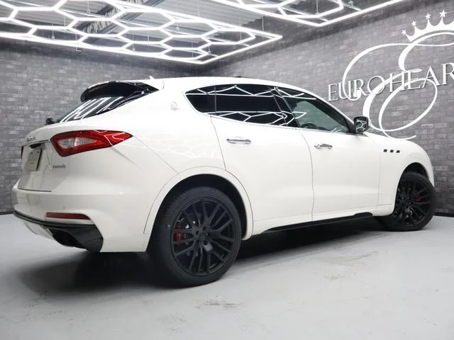Maserati LEVANTE — фото 2