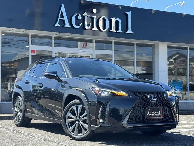Lexus UX — фото 1