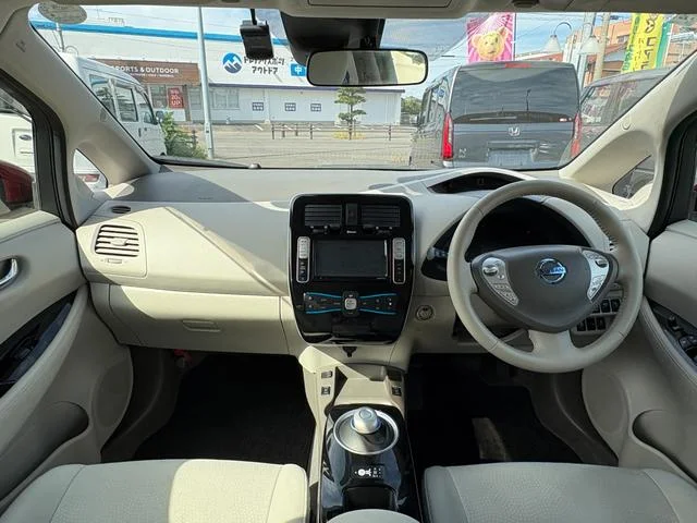 Nissan LEAF — фото 4