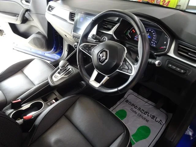 Renault CAPTUR — фото 3