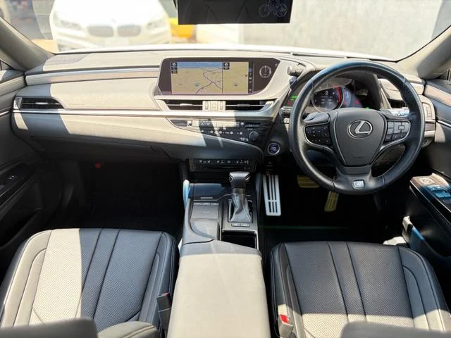 Lexus ES — фото 3