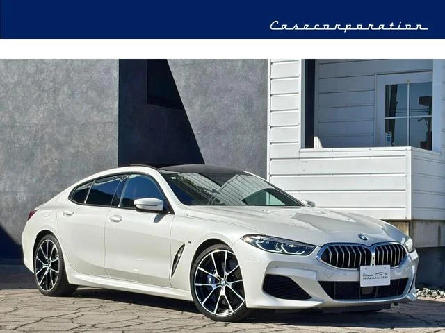 BMW 8-Series — фото 1