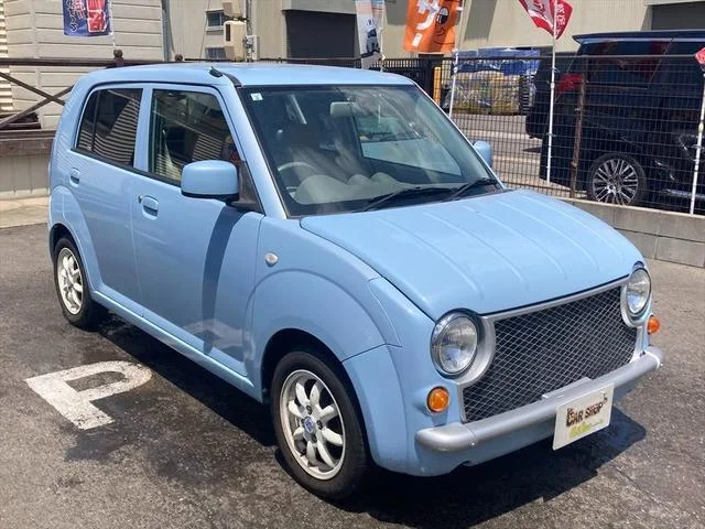 Nissan PINO — фото 1