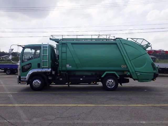 Isuzu FORWARD — фото 4