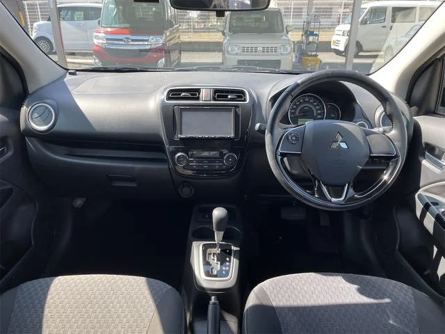 Mitsubishi MIRAGE — фото 3