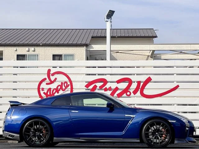Nissan GT-R — фото 4