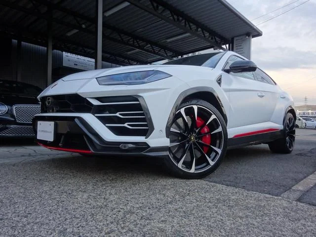 Lamborghini URUS — фото 3