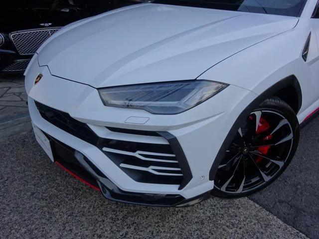 Lamborghini URUS — фото 4