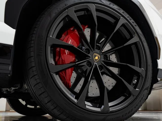 Lamborghini URUS — фото 2