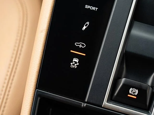 Porsche MACAN — фото 4