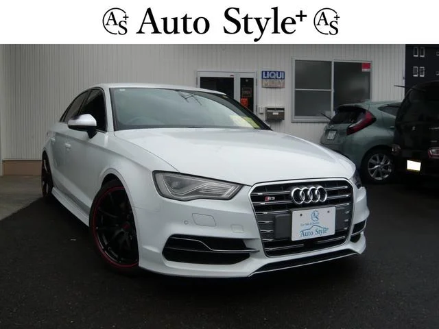 Audi S3 SEDAN — фото 1
