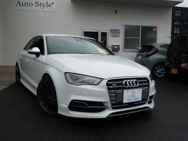Audi S3 SEDAN — фото 2