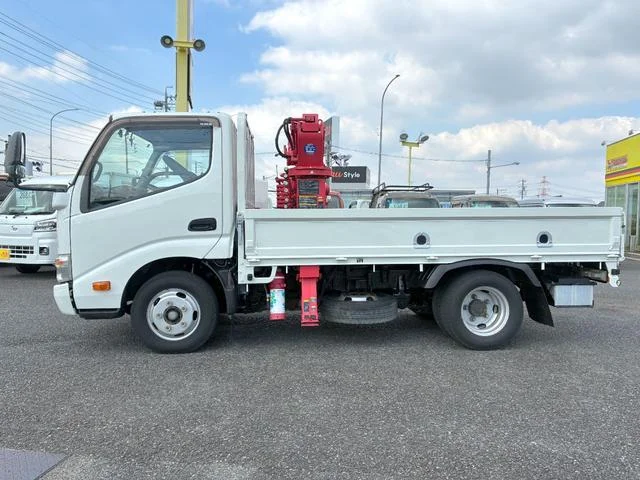 HINO DUTRO — фото 3