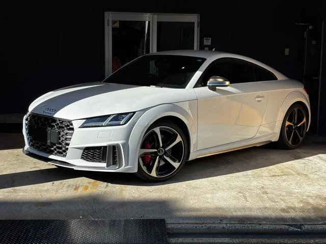 Audi TTS COUPE — фото 1