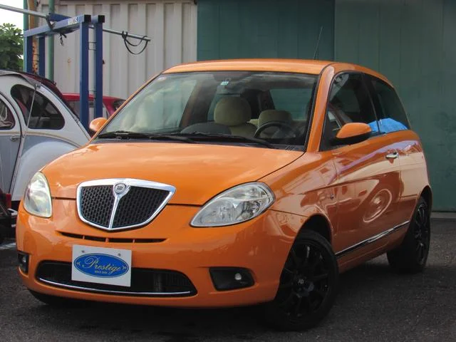 LANCIA YPSILON — фото 2