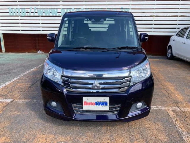 Mitsubishi DELICA D2 — фото 4