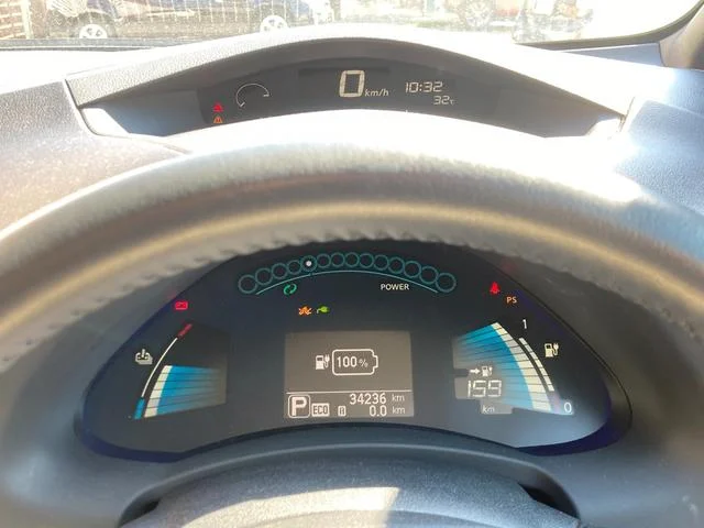Nissan LEAF — фото 2